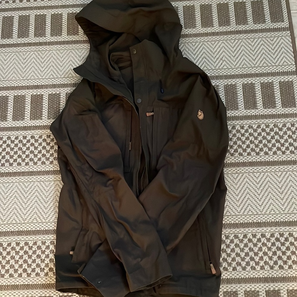Mens FjallRaven rain coat